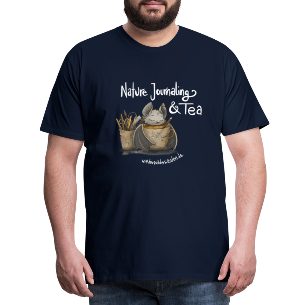 "Nature Journaling & Tea" Premium T-Shirt  (größeninklusiv) - navy