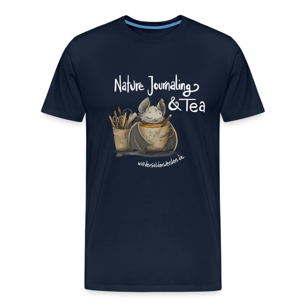 "Nature Journaling & Tea" Premium T-Shirt  (größeninklusiv) - navy