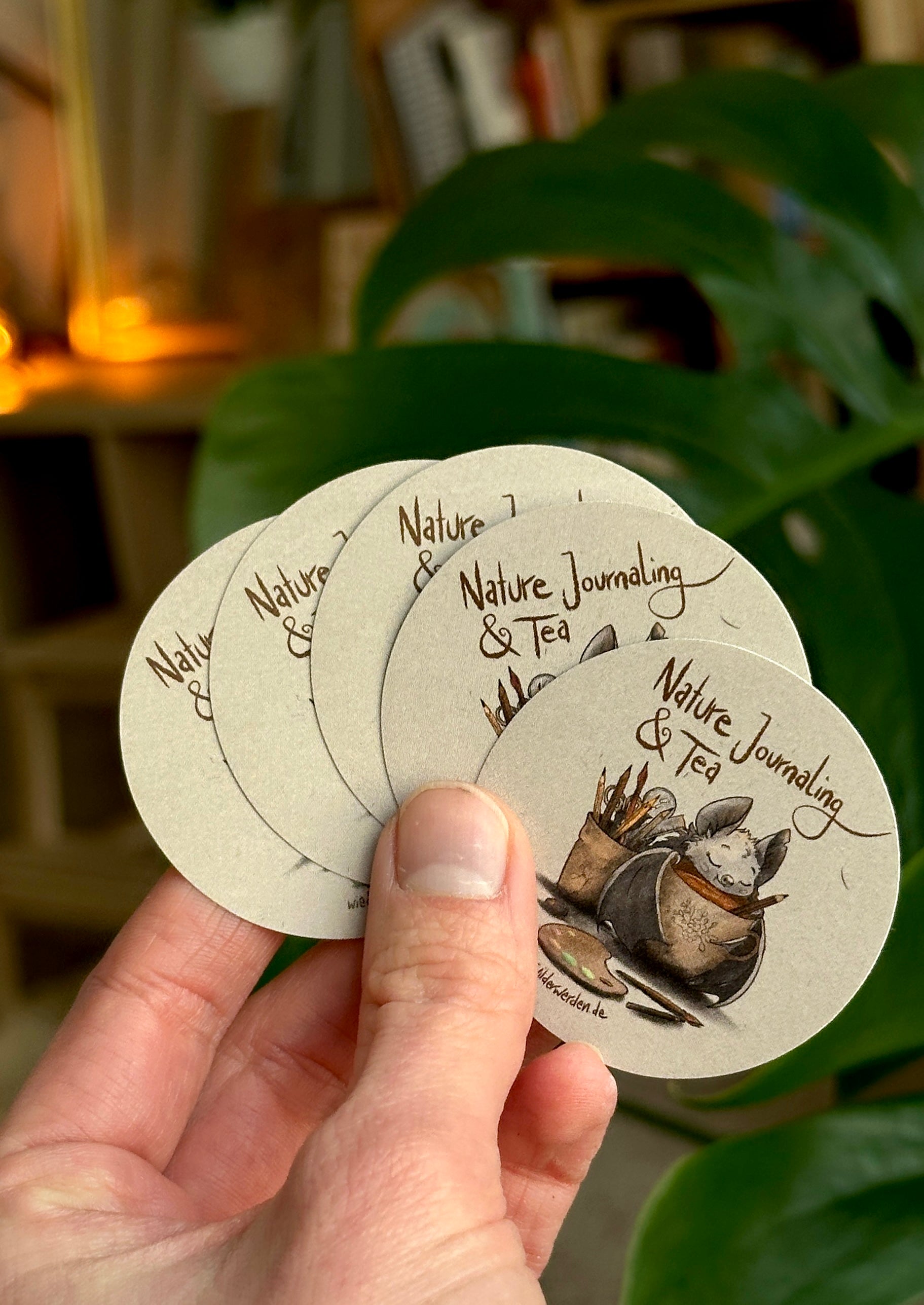 "Nature Journaling & Tea" beige, rund, 5cm
